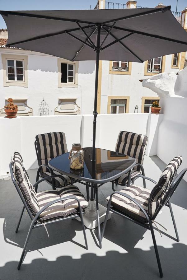 Home Near Evora'S Main Square With Private Terrace Bagian luar foto