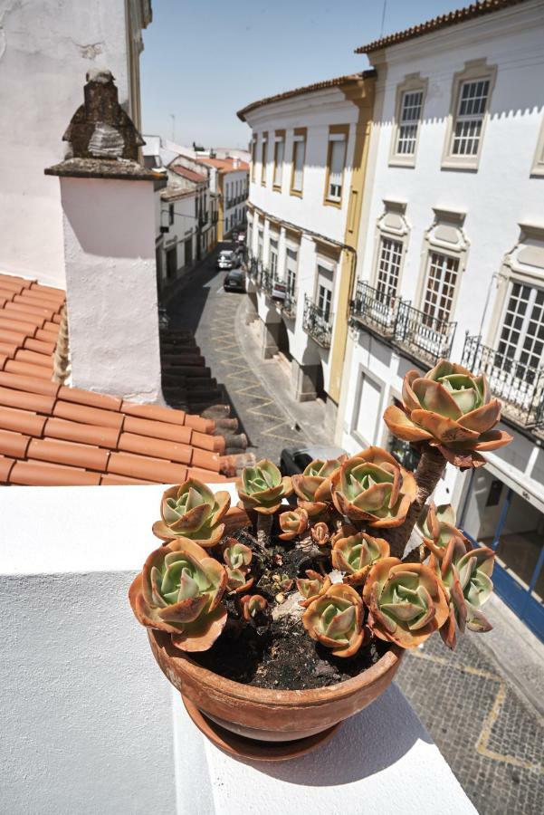 Home Near Evora'S Main Square With Private Terrace Bagian luar foto